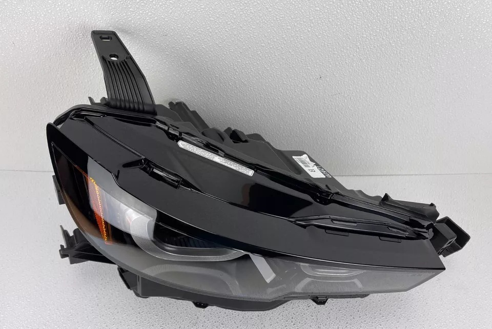 მაშუქი წინა მარჯვენა LEVELLING/LED DRL- MAZDA CX50 2023- მაშუქი წინა მარჯვენა LEVELLING/LED DRL- MAZDA CX50 2023-